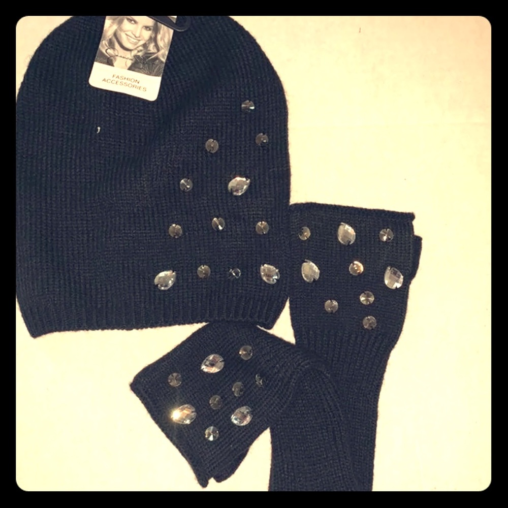 Jessica Simpson Hat And Mittens